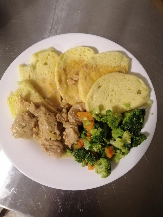 Pid Goroyu 호텔 Chorna Tysa 외부 사진